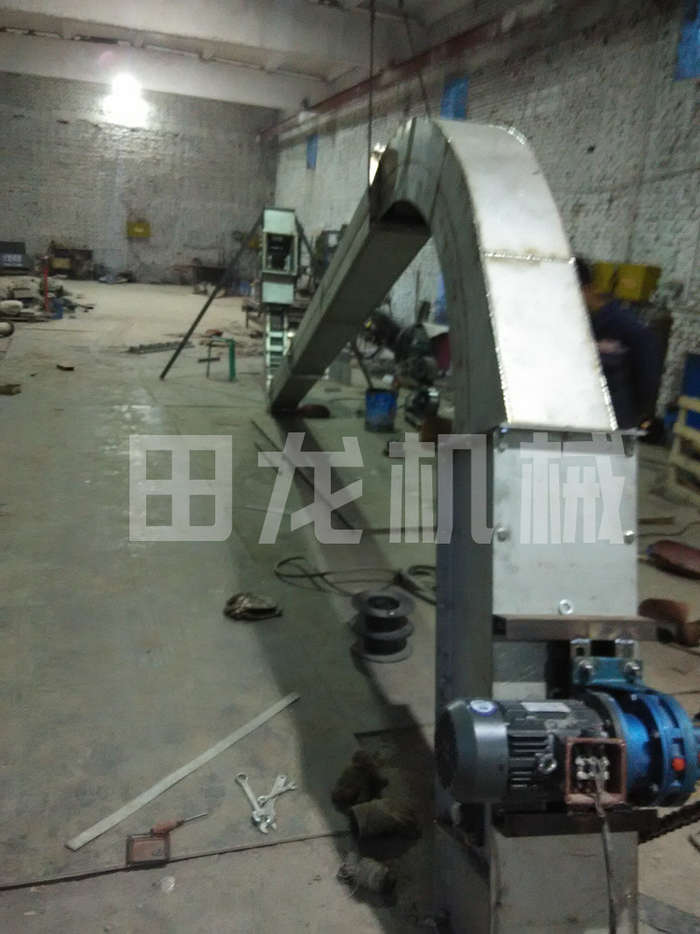 斗式提升機整機安裝展示圖